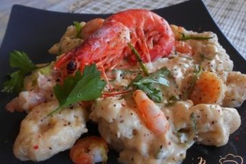 фото рецепта Картофельные ньокки с соусом из креветок и цуккини