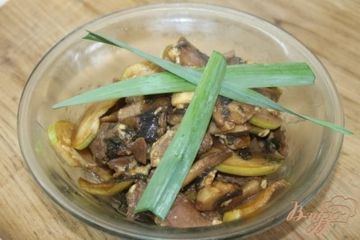 фото рецепта Тушенная свинина с зеленым яблоком и соевым соусом