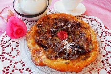 фото рецепта Банановый тарт-перевертыш с финиками