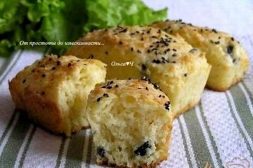 фото рецепта Сырные булочки с маслинами и кунжутом