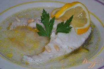 фото рецепта Суп с хеком и кедровыми орешками