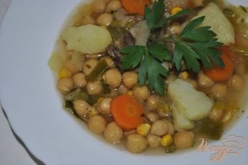 фото рецепта Суп с кукурузой и горохом нут