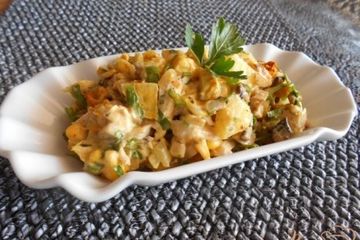 фото рецепта Салат с курицей и ананасами оригинальный