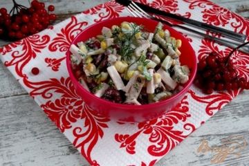 фото рецепта Салат с фасолью кукурузой и ветчиной