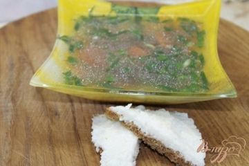 фото рецепта Бульон с рыбы с зеленью и овощами