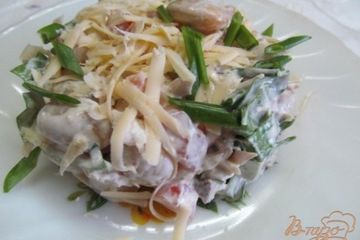 фото рецепта Салат из курицы фасоли и помидора