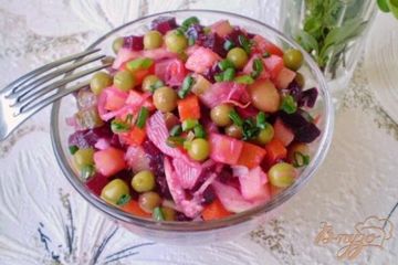 фото рецепта Винегрет с фасолью и горошком