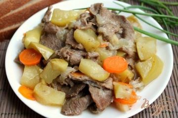 фото рецепта Говядина с яблоками