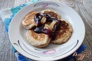 фото рецепта Оладьи с овсяной крупой и изюмом