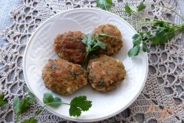 фото рецепта Котлеты из индейки с зеленью