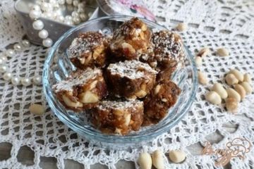 фото рецепта Конфеты из фиников