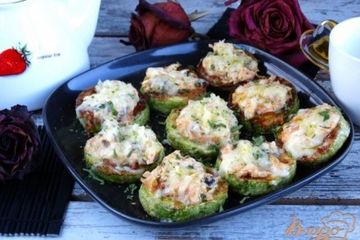 фото рецепта Острая кабачковая закуска с грибами и морковью
