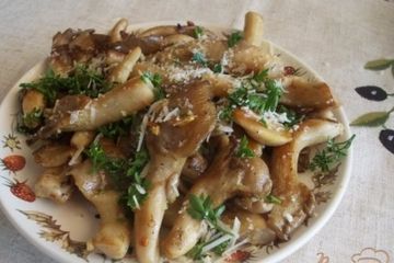 фото рецепта Вешенки с бальзамическим уксусом и пармезаном