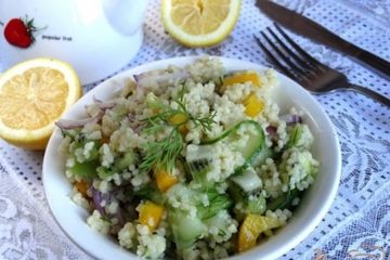 фото рецепта Салат с кускусом, киви и овощами