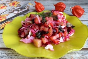 фото рецепта Винегрет с жареными шампиньонами и квашеной капустой