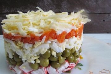 фото рецепта Салат из крабовых палочек