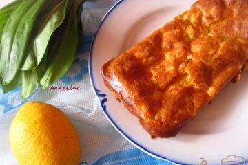 фото рецепта Кекс с квашеной капустой и сосисками