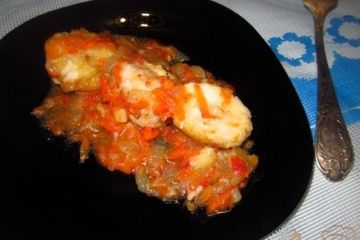 фото рецепта Нототения в тушенная с овощами в соусе