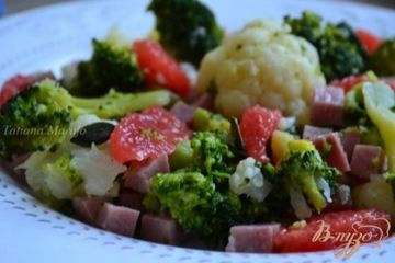 фото рецепта Теплый салат с брокколи и цветной капустой