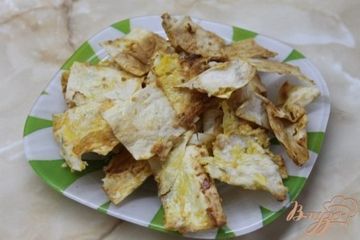 фото рецепта Чипсы домашнего приготовления с сыром