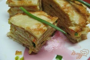 фото рецепта Овощной мильфей из капусты картофеля и крабовых палочек