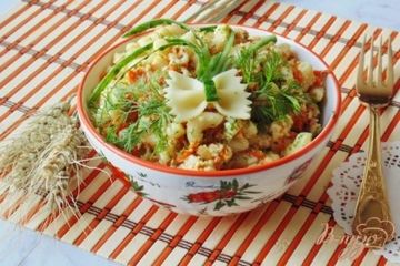 фото рецепта Макароны с курицей, тыквой и укропом