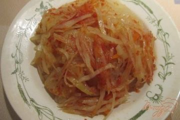 фото рецепта Тушеная картошка с капустой в подливке