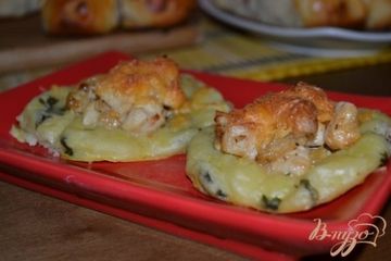 фото рецепта Ватрушки картофельные с курицей