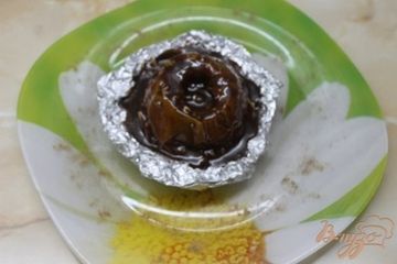 фото рецепта Запеченное яблоко с медом и специями в шоколаде