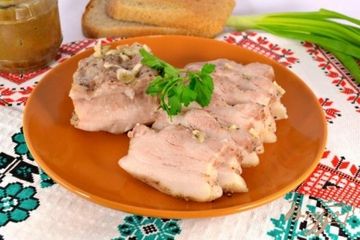 фото рецепта Грудинка свиная с чесноком и перцем в мультиварке