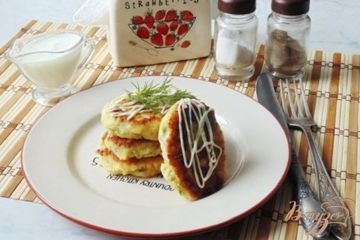 фото рецепта Картофельные котлеты с сыром и зеленью
