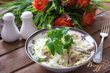 фото рецепта Сочный салатик с языком