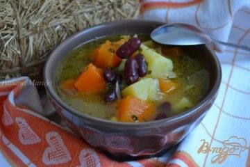 фото рецепта Суп из белокочанной капусты с кусочками тыквы