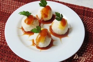 фото рецепта Рисовые  шарики с курицей и соевым соусом.