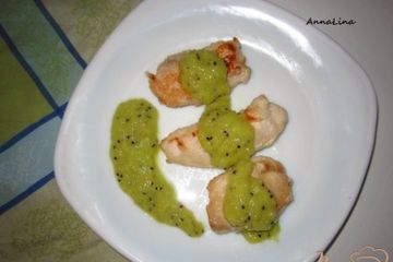 фото рецепта Куриное филе с соусом из киви