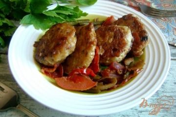 фото рецепта Тефтели из скумбрии с рисом