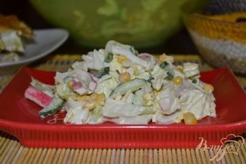 фото рецепта Салат с крабовыми палочками и пекинской капустой