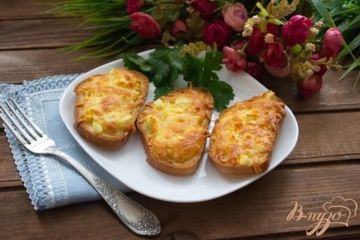 фото рецепта Гренки в духовке с сыром и чесноком