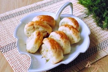 фото рецепта Слоеные рулетики с куриным фаршем