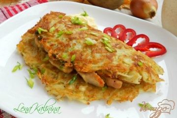 фото рецепта Лепешки из картофеля с курицей и сыром