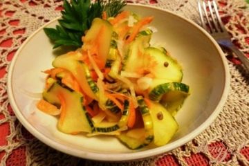 фото рецепта Маринованные кабачки с овощами