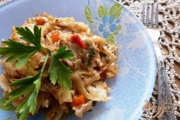 фото рецепта Капуста с восточными травами, тушеная с курицей