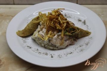 фото рецепта Салат с копченой курицей и картошкой пай