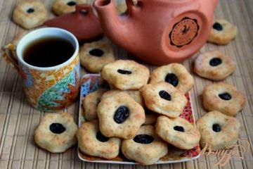 фото рецепта Творожное печенье с изюмом