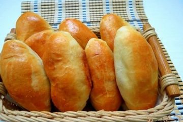 фото рецепта Дрожжевое тесто на майонезе и пирожки на нём