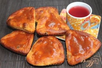 фото рецепта Кексы манные с черносливом и творогом