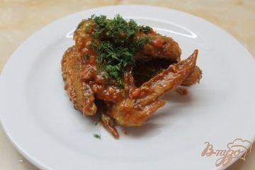 фото рецепта Пикантные куриные крылья в соусе