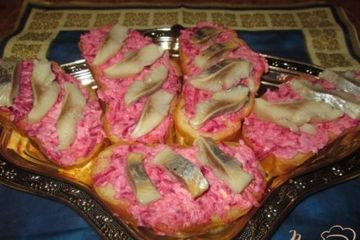 фото рецепта Закуска со свеклой и сельдью