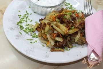 фото рецепта Картофель по-сельски с сметанным соусом