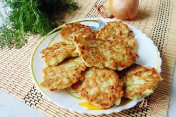 фото рецепта Оладьи из репчатого лука